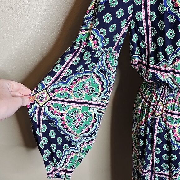 Crown & Ivy Tile Patterned Blue and Green Long Sleeve Blouson Peasant Dress - Picture 3 of 8